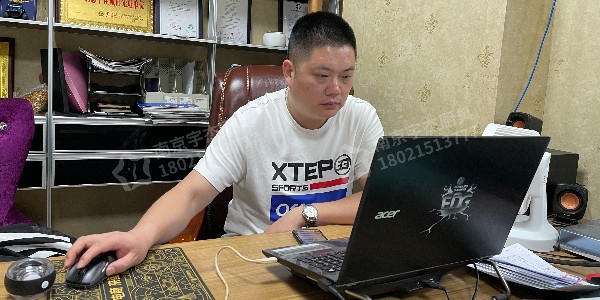 酒店食堂廚房設(shè)備報價-專業(yè)的才放心（宇杰廚具）