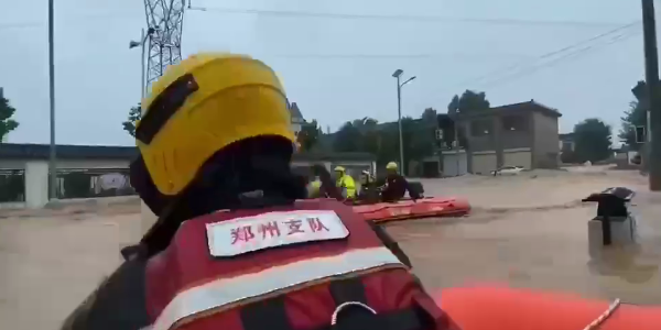 “疫情”不是“役情”-南京加油，鄭州加油（宇杰廚具）